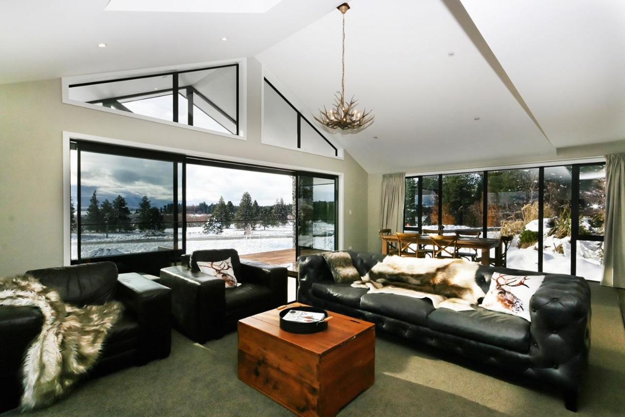 אגם טקפו Lake Views At Antler Lodge מראה חיצוני תמונה